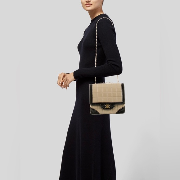 Chanel Square Quilt Flap Bag Vintage - Picture 3 of 16